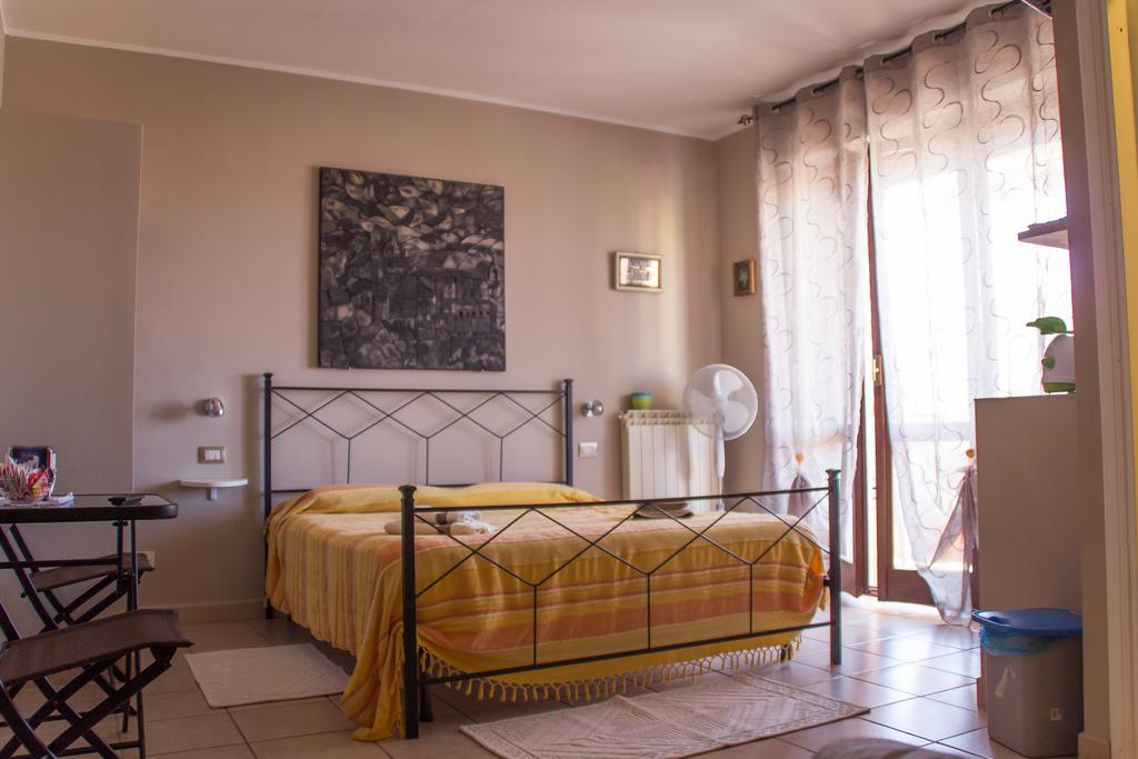 Bed & Breakfast White 2*